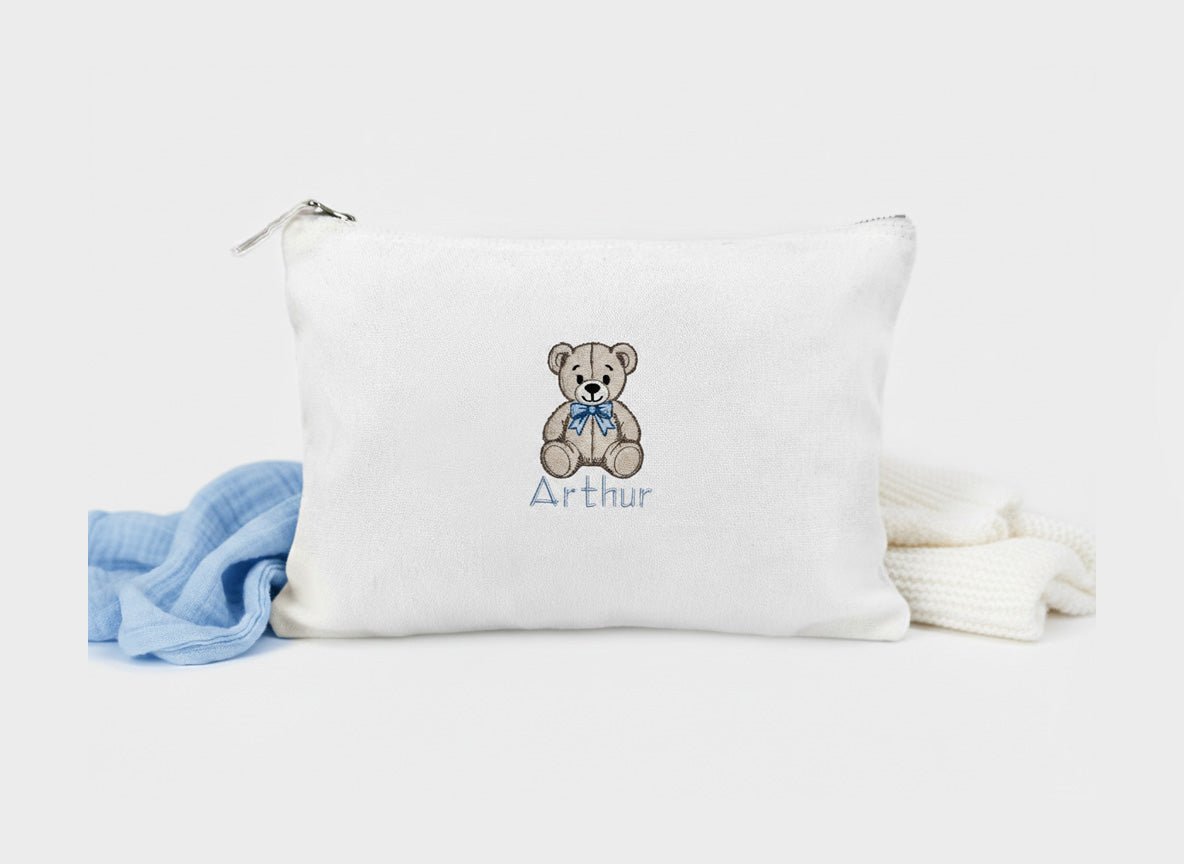 Baby toilettas met naam en beertje met blauwe strik - velvexo