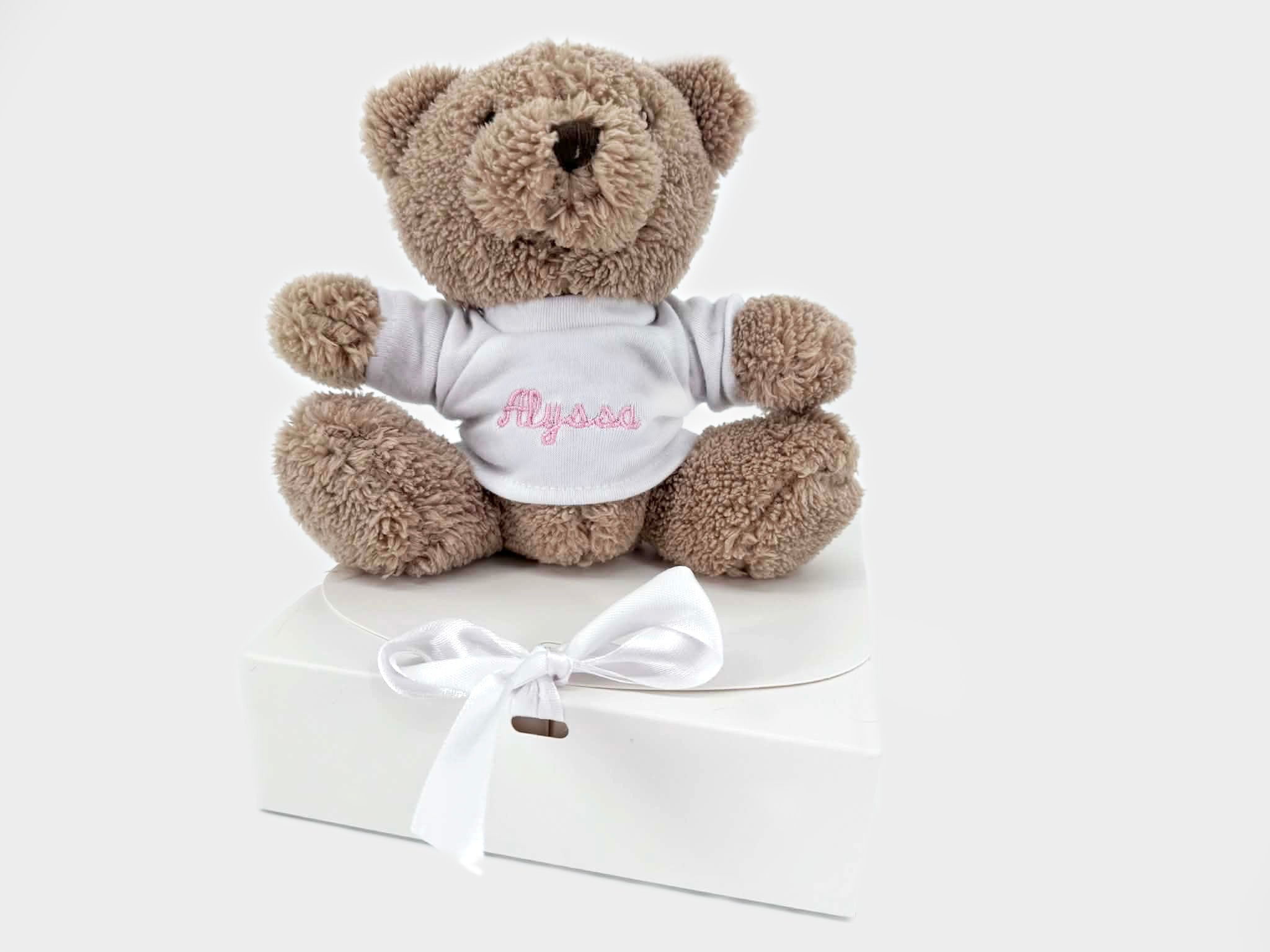 Knuffel met naam in doosje