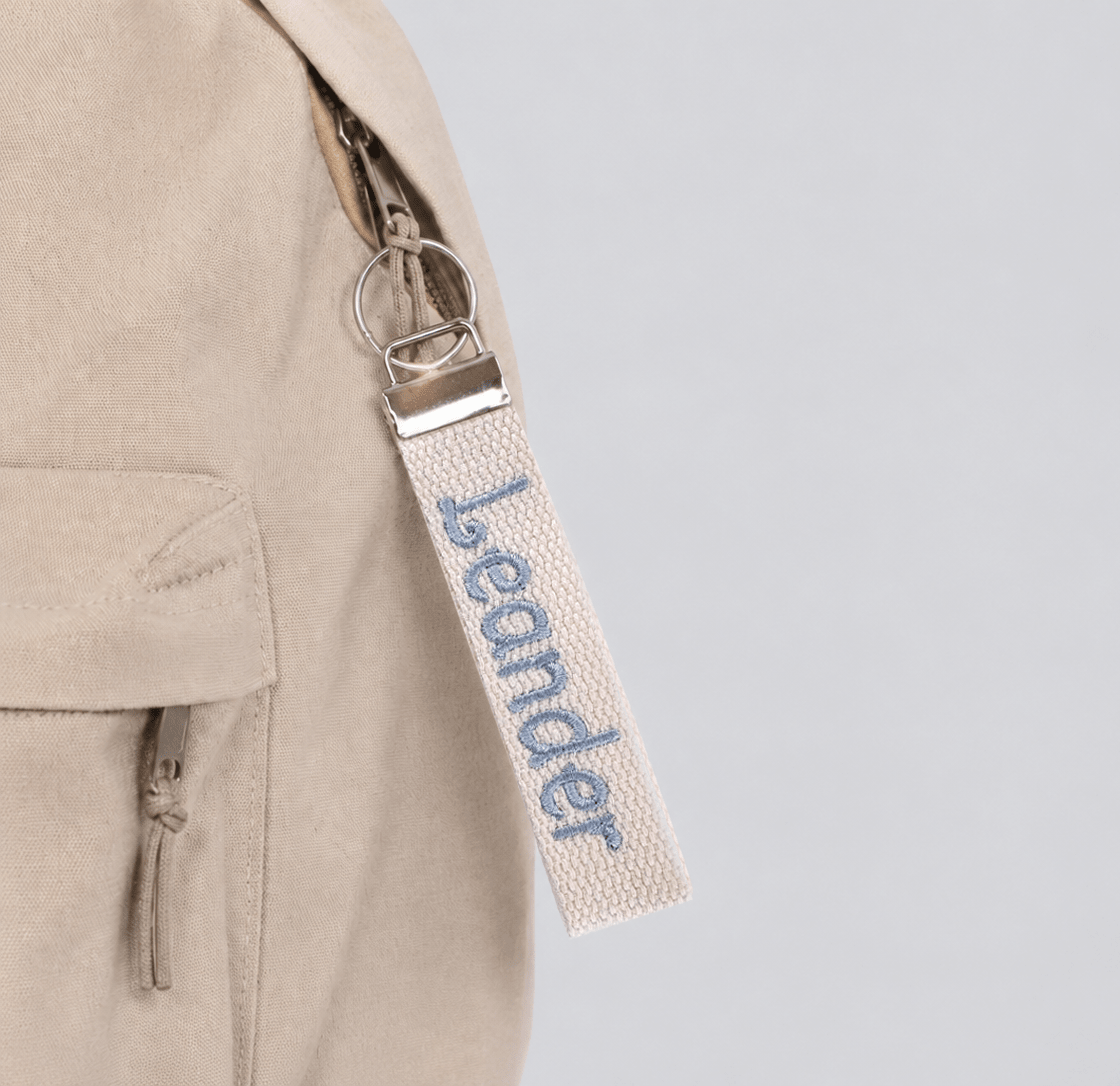 Geborduurde Sleutelhanger met naam - velvexo