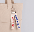Geborduurde Sleutelhanger voor Juf of Meester - velvexo