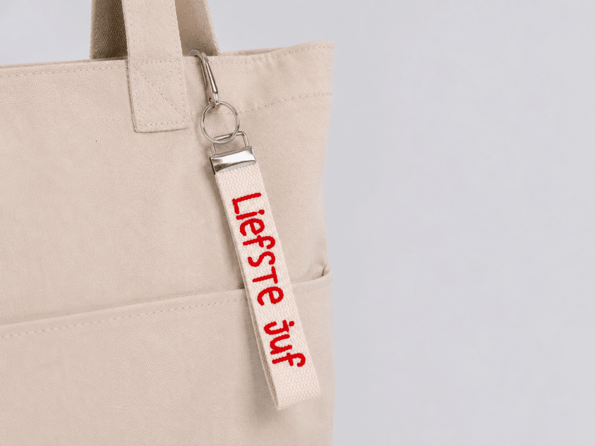 Geborduurde Sleutelhanger voor Juf of Meester - velvexo