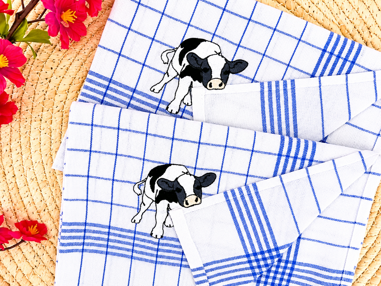 Keukenhanddoek met geborduurde koe