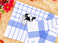 Keukenhanddoek met geborduurde koe