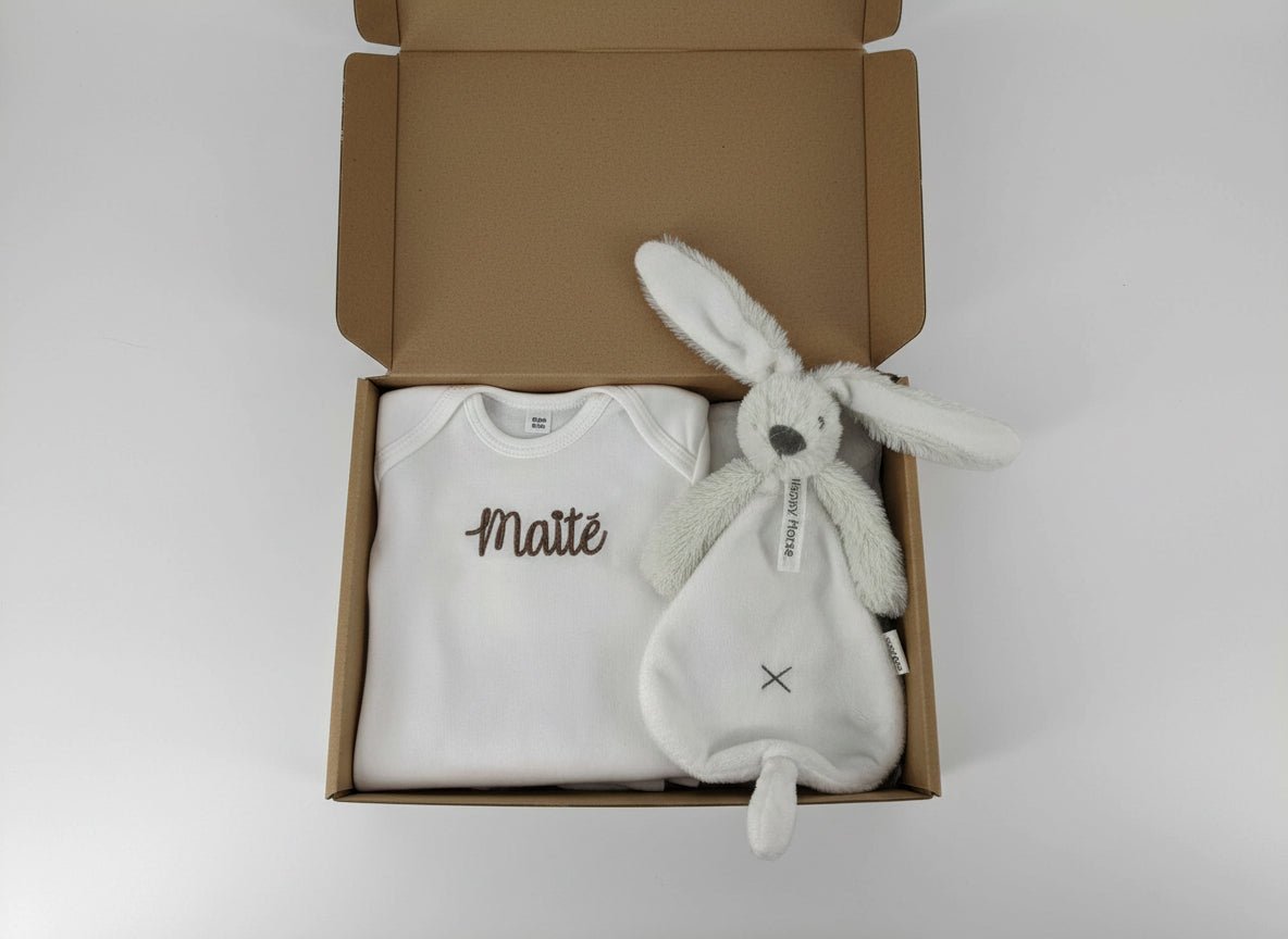 Rompertje met naam met Happy Horse Rabbit knuffeldoekje - velvexo