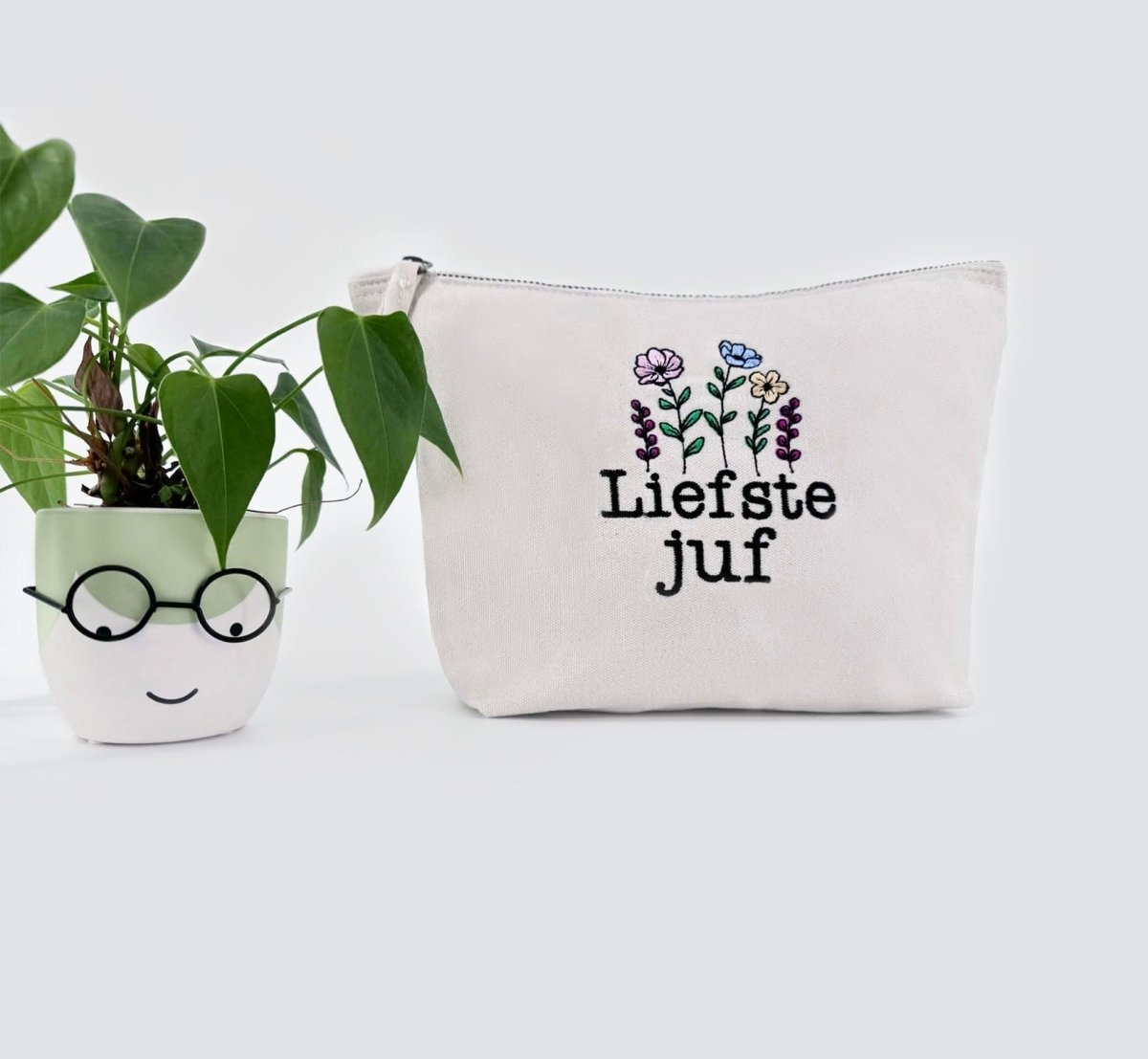 Toilettas met liefste juf of tekst naar keuze - velvexo